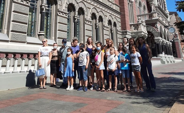 До нас на екскурсію завітали діти-учасники Дитячий Інклюзивний Конкурс "Національний Банк України"